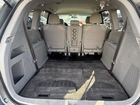 Used 2011 Honda Odyssey EX image 19