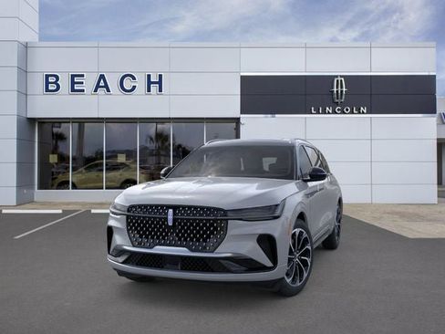 New 2026 Lincoln Nautilus Reserve AWD/4WD image 3