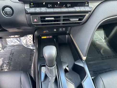 Used 2026 Toyota Camry SE w/ Convenience Package image 25