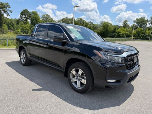 Certified 2025 Honda Ridgeline RTL image 7