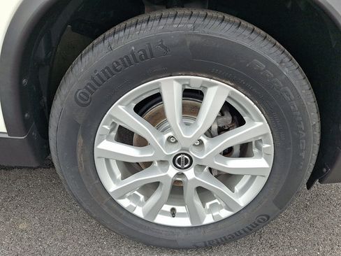 Used 2020 Nissan Rogue SV AWD/4WD image 9