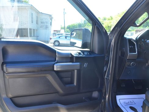 Used 2016 Ford F150 XLT w/ Equipment Group 302A Luxury AWD/4WD image 20