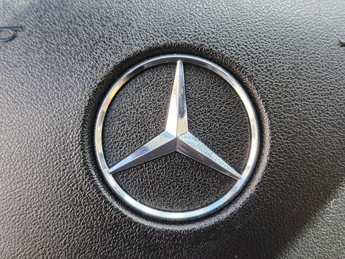 Used 2011 Mercedes-Benz E 350 Sedan image 27