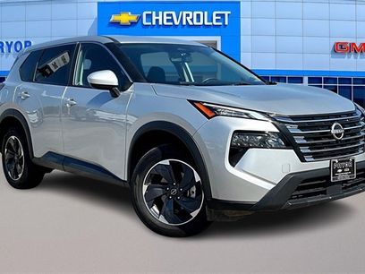 Used 2024 Nissan Rogue SV