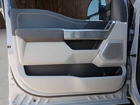 Used 2024 Ford F450 Limited AWD/4WD image 18