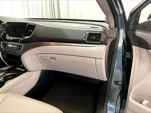 Used 2022 Honda Pilot Special Edition image 13