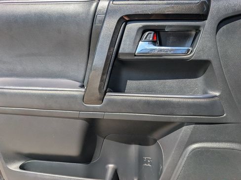 Used 2023 Toyota 4Runner 40th Anniversary SE AWD/4WD image 18