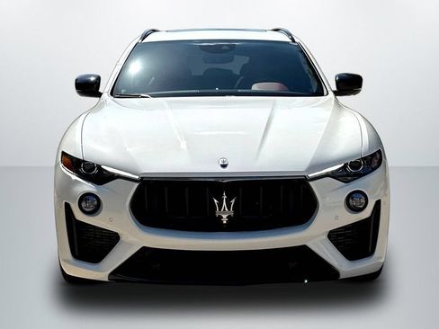 Used 2022 Maserati Levante GT AWD/4WD image 2