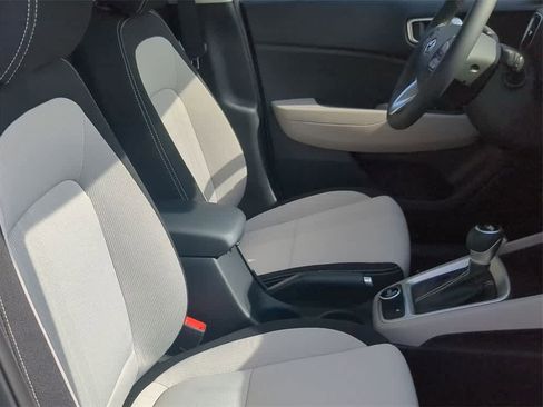 New 2026 Hyundai Venue SEL image 23