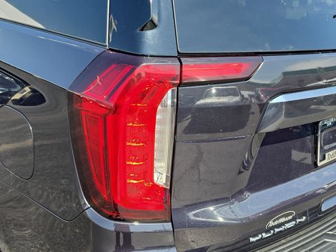 Certified 2023 GMC Yukon XL Denali Ultimate AWD/4WD image 36