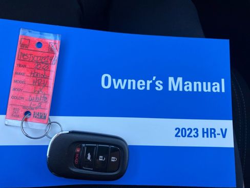 Certified 2023 Honda HR-V LX image 37