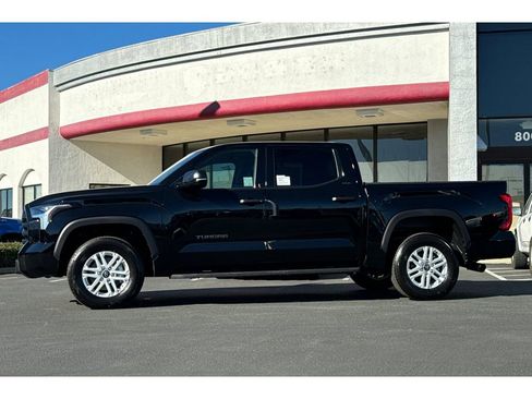 New 2026 Toyota Tundra SR5 image 7
