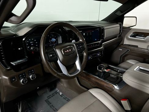 Used 2022 GMC Sierra 1500 SLT w/ SLT Premium Plus Package image 12