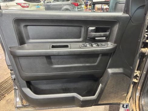 Used 2024 RAM 2500 Tradesman w/ Chrome Appearance Group AWD/4WD image 22