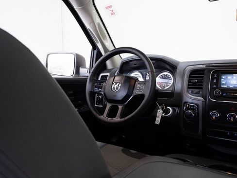 Used 2019 RAM 1500 Express w/ Express Value Package RWD image 24