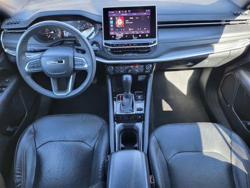 Used 2023 Jeep Compass Limited image 23