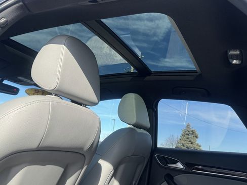 Used 2018 Audi Q3 2.0T Premium Plus w/ Premium Plus Package image 17