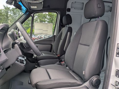 New 2025 Mercedes-Benz Sprinter 3500 image 16