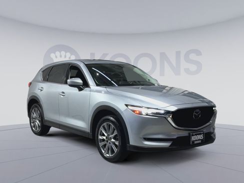 Used 2020 MAZDA CX-5 Grand Touring image 2