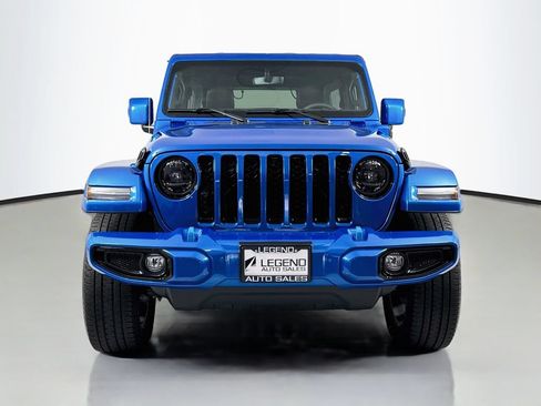 Used 2023 Jeep Wrangler Unlimited Sahara AWD/4WD image 2