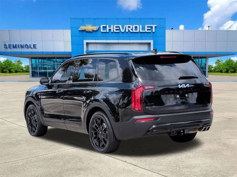 Used 2022 Kia Telluride SX w/ SX Prestige Package AWD/4WD image 3