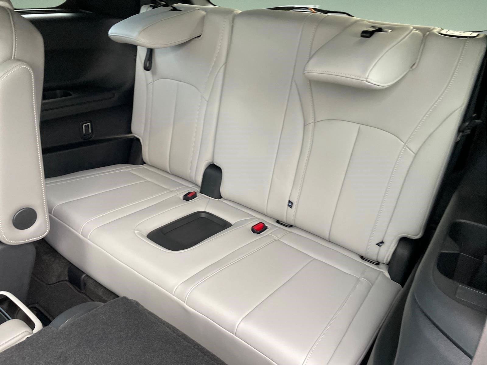 Used 2021 Lexus IS 300 w/ Comfort Package RWD image 31