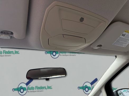 Used 2015 Ford C-MAX SE image 17