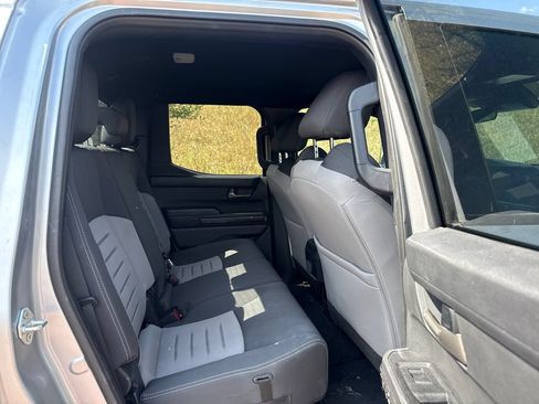 Used 2024 Toyota Tacoma TRD Sport AWD/4WD image 21