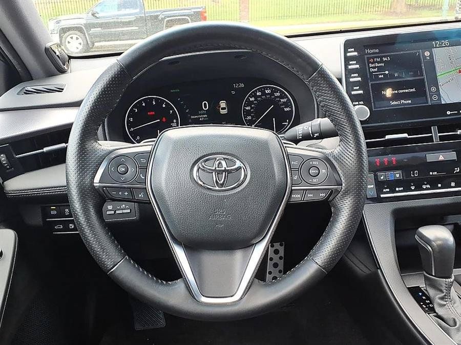 Used 2022 Toyota Avalon Touring FWD image 22