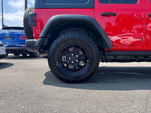 Used 2025 Jeep Wrangler Unlimited Sport S 4xe AWD/4WD image 5