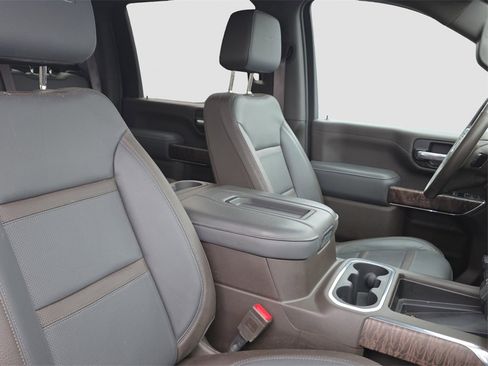 Used 2022 GMC Sierra 3500 Denali image 12
