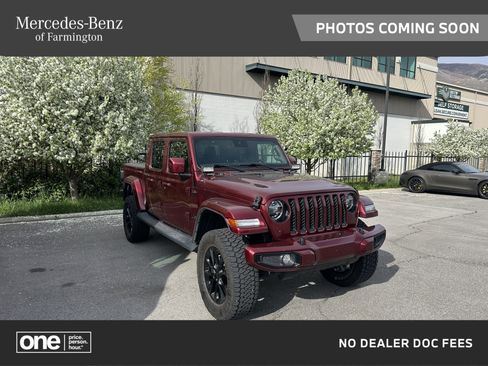 Used 2021 Jeep Gladiator Overland image 1