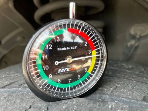 Used 2010 MAZDA CX-9 Grand Touring w/ Moonroof & Bose Audio Pkg image 17