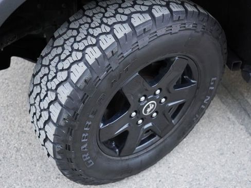 Used 2022 Ford Bronco Black Diamond AWD/4WD image 13