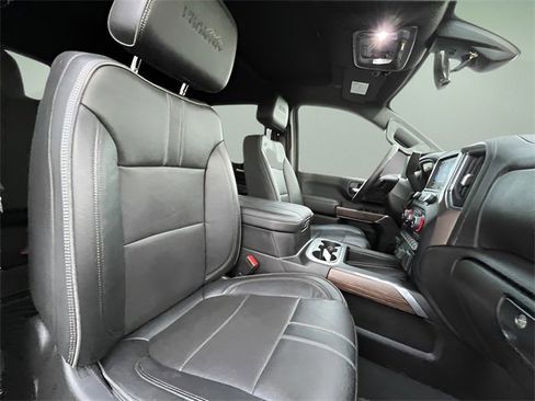 Used 2023 Chevrolet Silverado 3500 High Country w/ Z71 Off-Road Package image 39