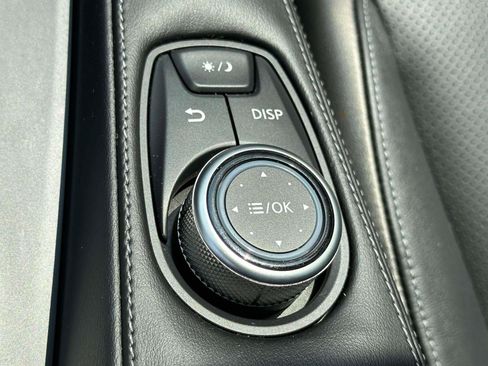 Used 2024 INFINITI QX50 Luxe AWD/4WD image 29