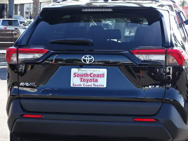 Used 2025 Toyota RAV4 XLE w/ Convenience Package FWD image 15
