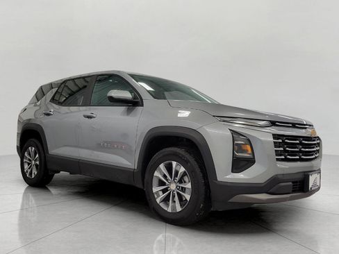 Used 2025 Chevrolet Equinox LT image 1