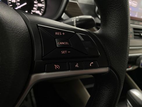 Certified 2025 Nissan Altima 2.5 SV FWD image 16