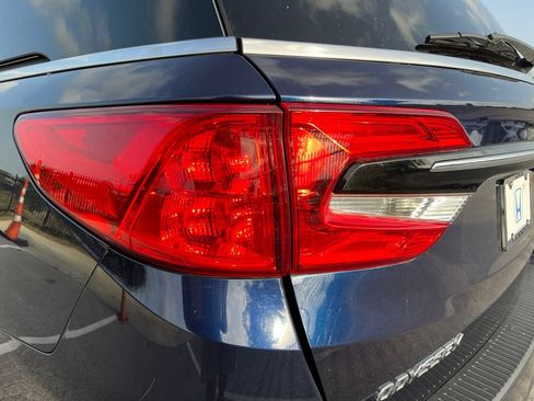 Used 2021 Honda Odyssey EX image 6