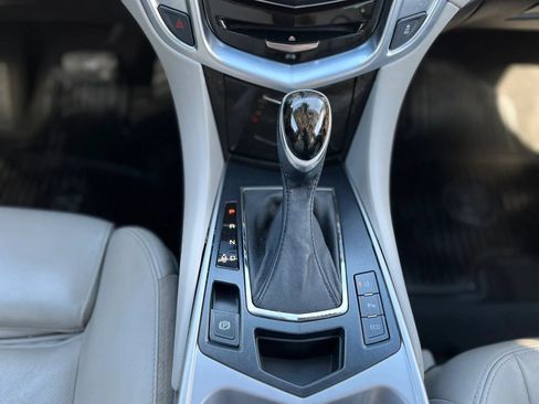 Used 2015 Cadillac SRX Luxury w/ Driver Awareness Package FWD image 16