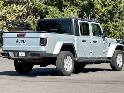 Used 2023 Jeep Gladiator Sport