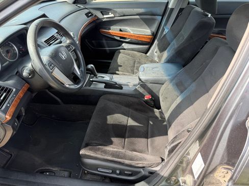 Used 2012 Honda Accord EX image 9