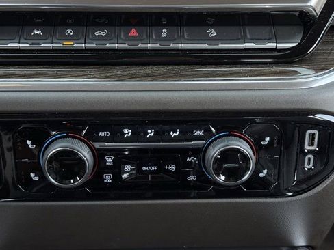 Used 2024 Chevrolet Silverado 1500 LT image 20