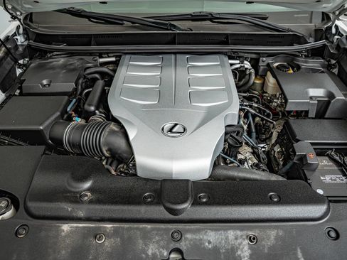 Used 2014 Lexus GX 460 w/ Premium Package AWD/4WD image 41