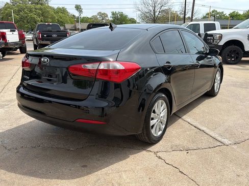 Used 2014 Kia Forte LX w/ Popular Package image 3