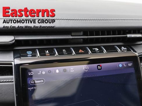Used 2022 Jeep Grand Cherokee Limited 4xe w/ Luxury Tech Group II AWD/4WD image 19