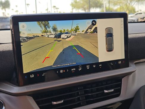 New 2025 Ford Explorer Active image 12