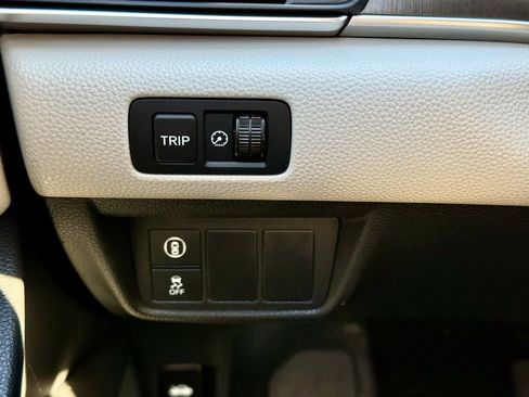 Used 2018 Honda Accord Hybrid image 25