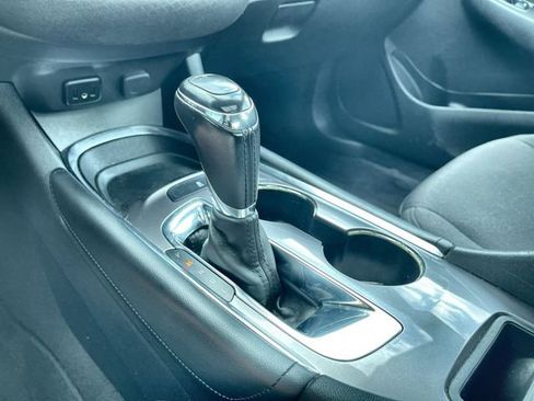 Used 2018 Chevrolet Malibu LT w/ Redline Edition image 16